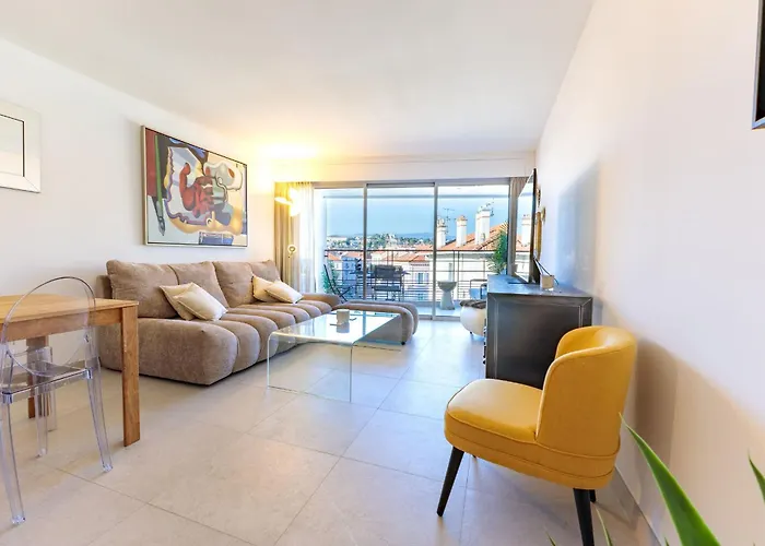 Appartement Lerins 401 By Halldis Cannes